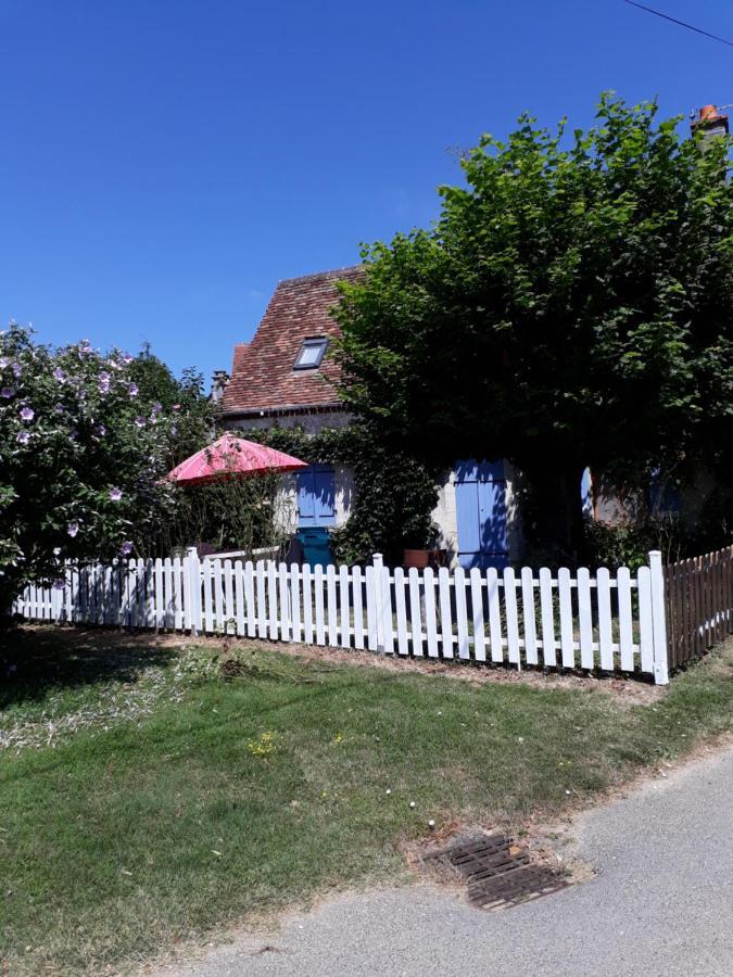 La Maison De Xenos Nohant-en-Graçay Exterior foto